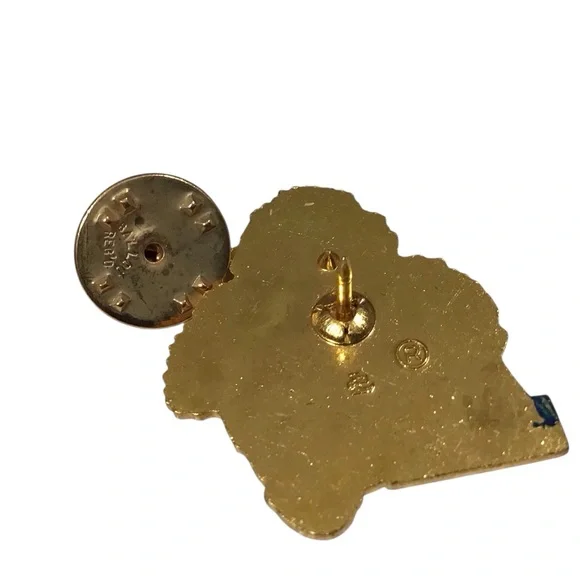 Lions Club Tac Pin Multiple District 22 Maryland DC Red Blue Lapel Hat Jewelry - Picture 3 of 5